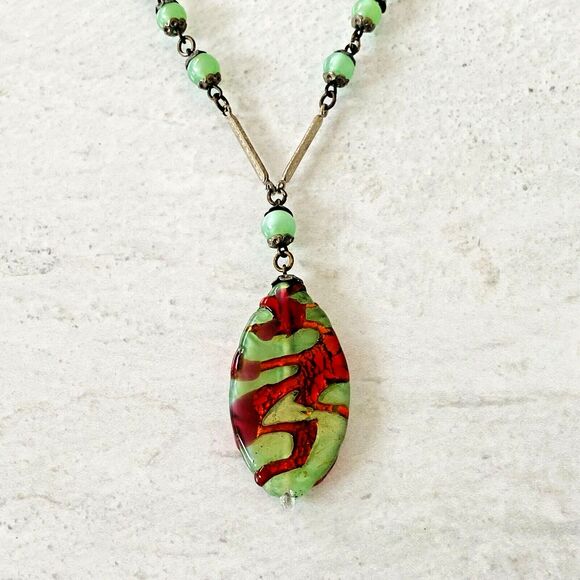 Vintage Czech Art Glass Pendant Necklace Green with Red Lava Silver Tone 16 in - Picture 4 of 6